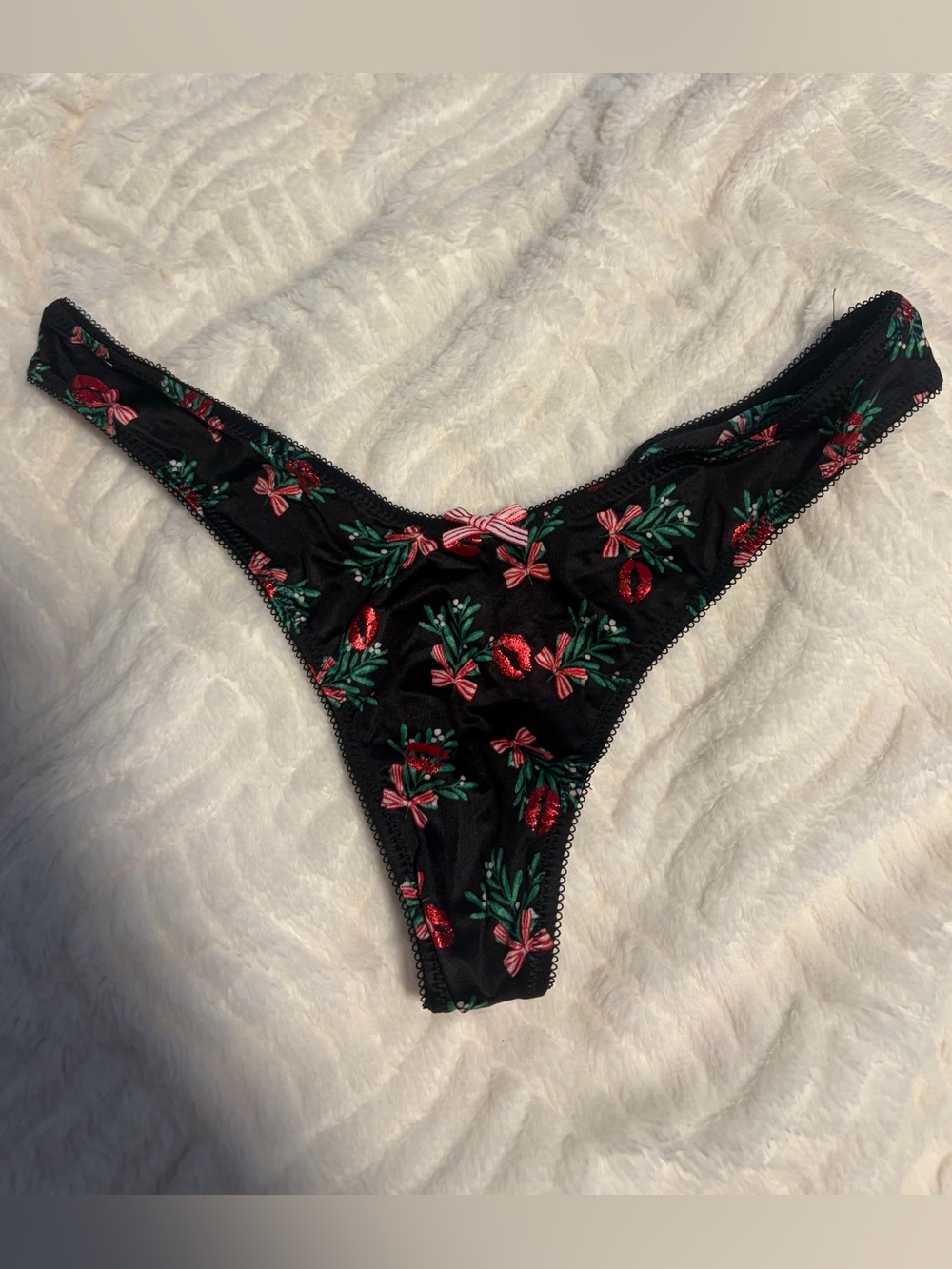 Victoria's Secret Black Floral Bow-Accent Thong